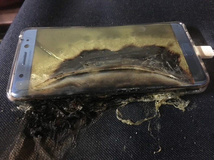 Image for Samsung Halts Sales of Exploding Phones Amid Injuries post